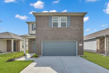 Main picture of 587 Firemoon St