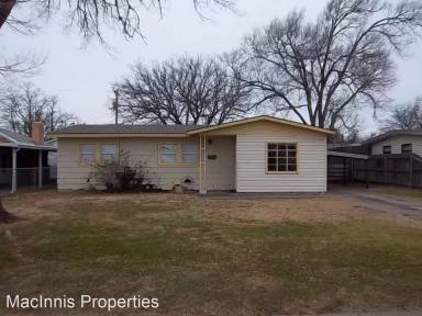 Main picture of 4402 S Hayden St