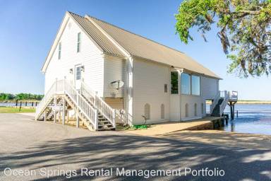 Main picture of 1105 Stanfield Point Rd