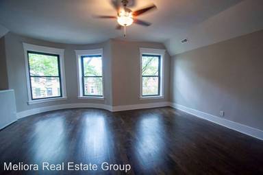 Main picture of 5216 S Dorchester Ave