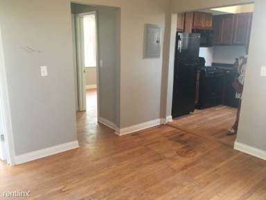 Main picture of 7000 S Woodlawn Ave
