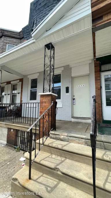 Main picture of 3332 N Lee St