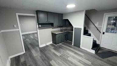Main picture of 152 S 3rd St