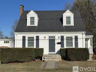 Main picture of 9 Hills St
