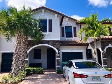 Main picture of 2711 NW 55th Ave