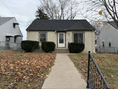 Main picture of 3443 2nd St NE