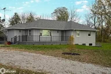 Main picture of 2645 255th St