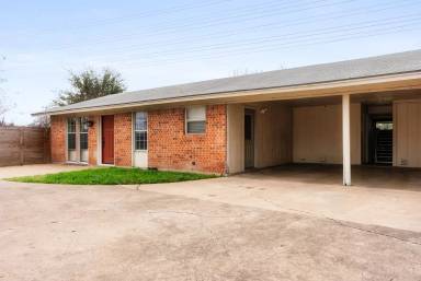 Main picture of 2408 Ventura Dr