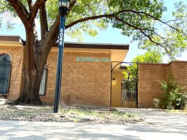 Main picture of 5045 27th St