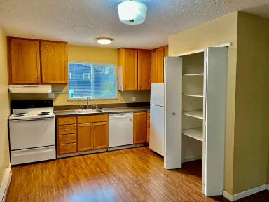 Main picture of 130 SE 30th Pl