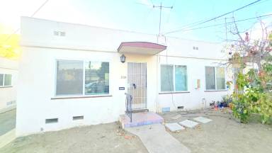 Main picture of 320 N Beverly Ct