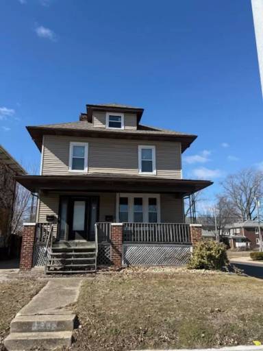 Main picture of 1601 S 5th St