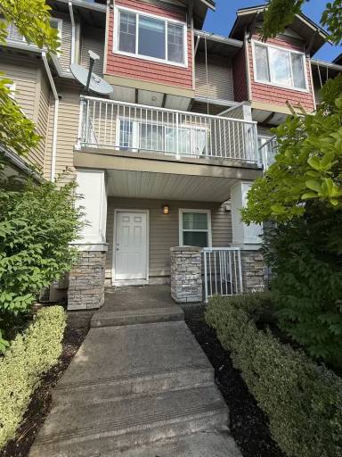 Main picture of 15200 SW Warbler Way