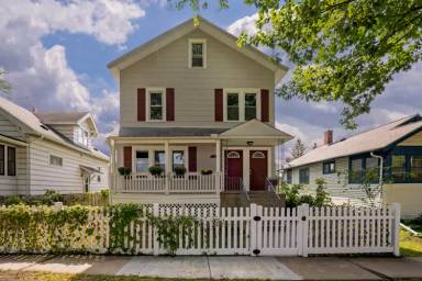 Main picture of 956 Juno Ave