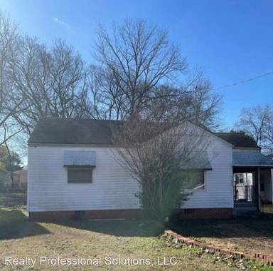 Main picture of 2064 Midway St