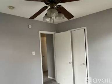 Main picture of 8476 Appleton St