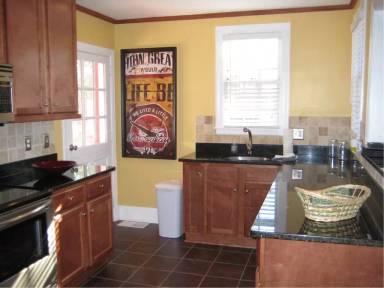 Main picture of 530 Hickman Rd