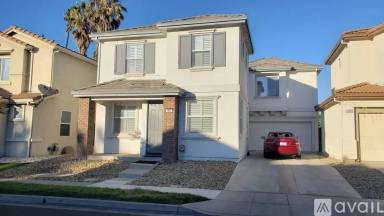 Main picture of 1094 Gardenia Ln