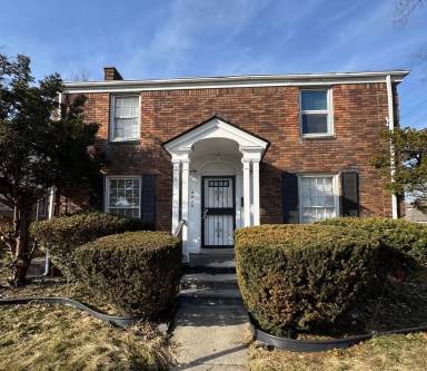 Main picture of 8225 Rolyat St