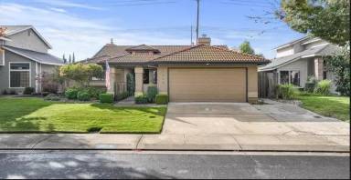 Main picture of 2520 Beatrice Ln