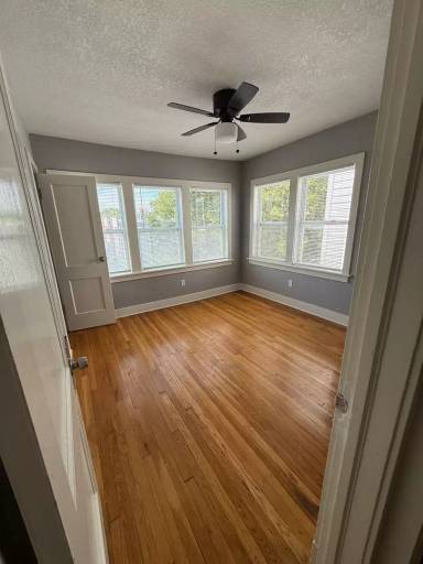 Main picture of 4120-4122 Warwick Blvd