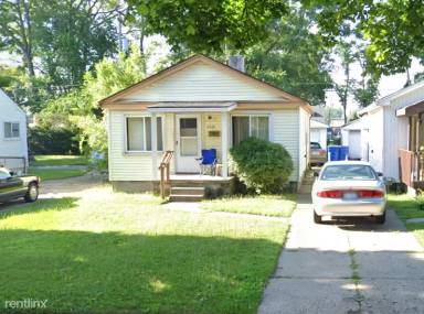 Main picture of 11534 Sherman Ave