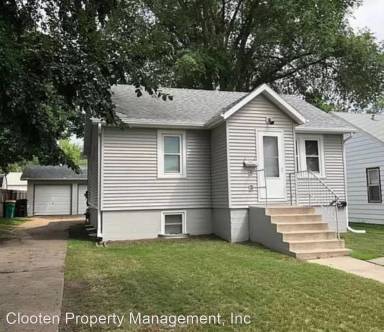 Main picture of 717 N 15th St