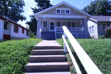 Main picture of 4316 Eaton St