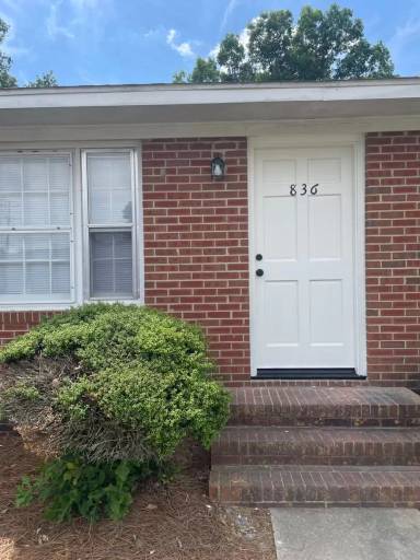 Main picture of 826 Old Grantham Rd