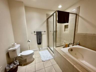 Main picture of 5097 N Edgewood Dr