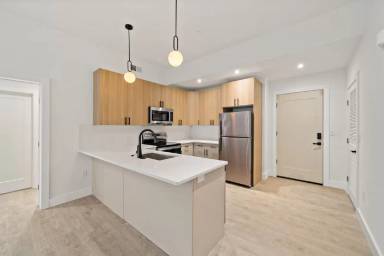 Main picture of 326-8 N 12th St