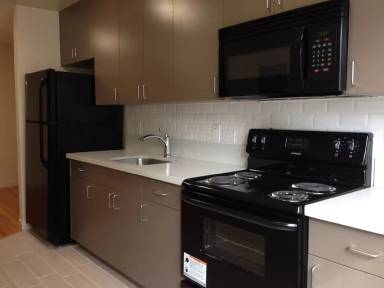 Main picture of 2398 Parker St