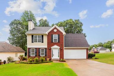 Main picture of 164 Eagle Glen Dr