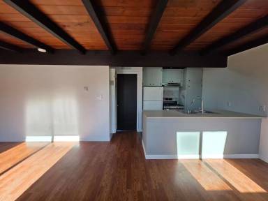 Main picture of 1071 Sun Rd
