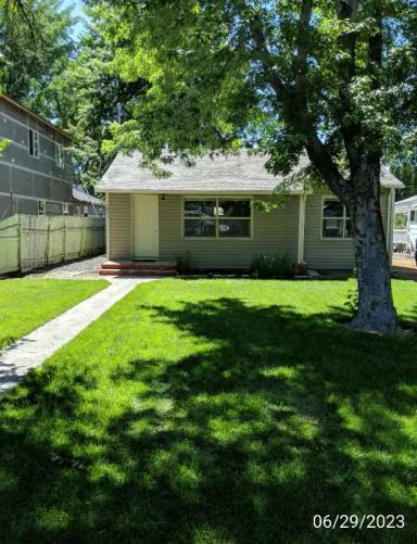 Main picture of 1021 Montana St