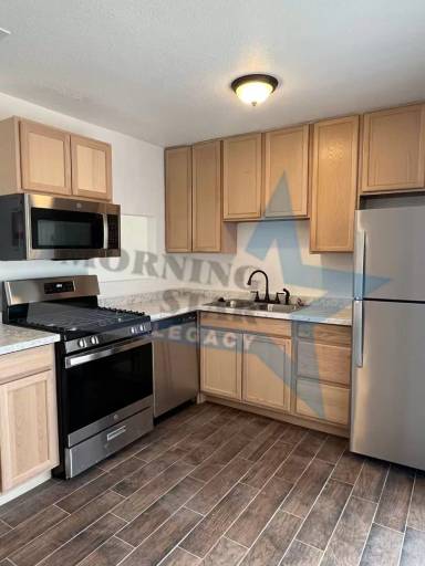 Main picture of 2200 Stern Dr