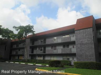 Main picture of 8450 Lagos de Campo Blvd