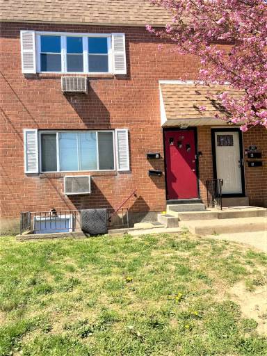 Main picture of 709 Spruce St