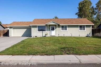 Main picture of 4731 Hibiscus St