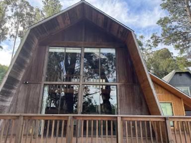 Main picture of 200 Buchanan Dr