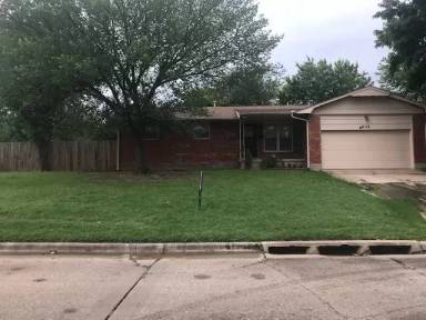 Main picture of 802 NW 58th St