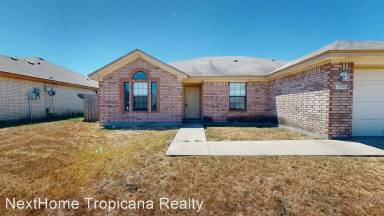 Main picture of 2710 Littlewood Dr