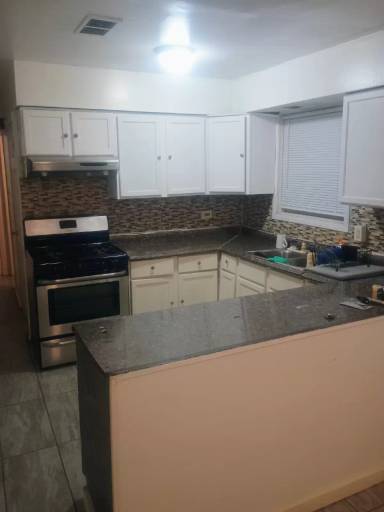 Main picture of 307 Yates Ave