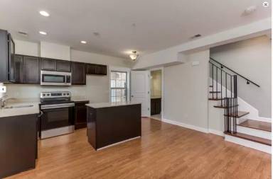 Main picture of 671 E Kirby St