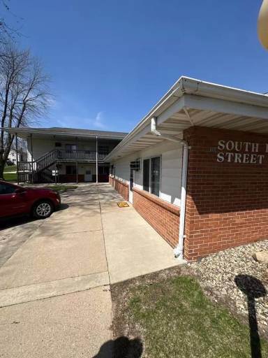 Main picture of 412 S Pine St