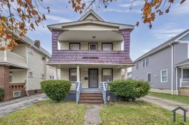Main picture of 2807 E 124th St