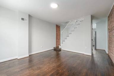 Main picture of 611 Oldham St