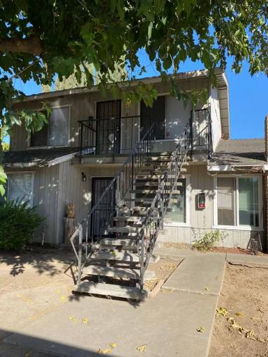 Main picture of 1706 Conestoga Dr