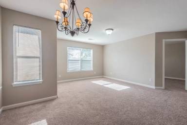 Main picture of 10203 Azalea Vlg