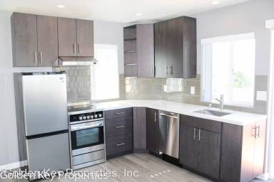 Main picture of 2050 Laurie Cir